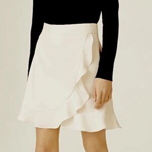 Club Monaco Ivory Ruffle Mini Skirt